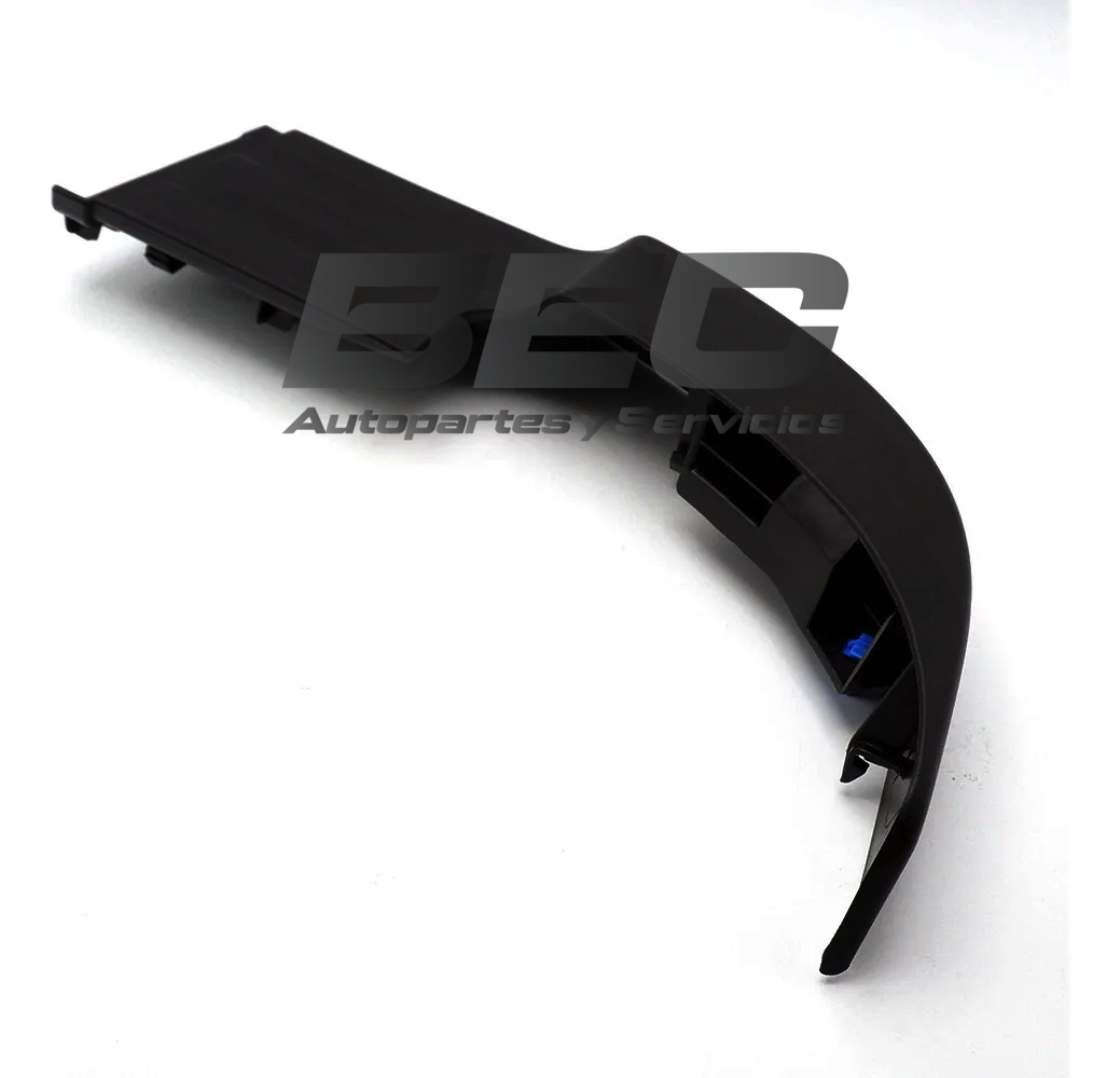 Moldura Parachoque Trasero Izquerdo Toyota Hilux 2016-2024