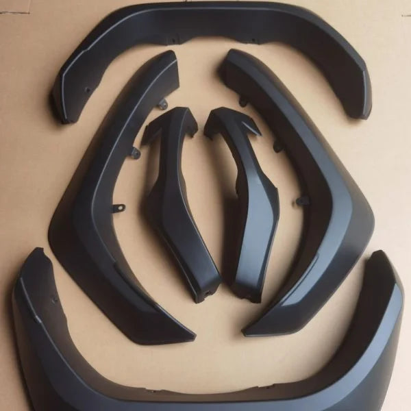 Fangueras GR Sport Toyota Hilux 2016-2024